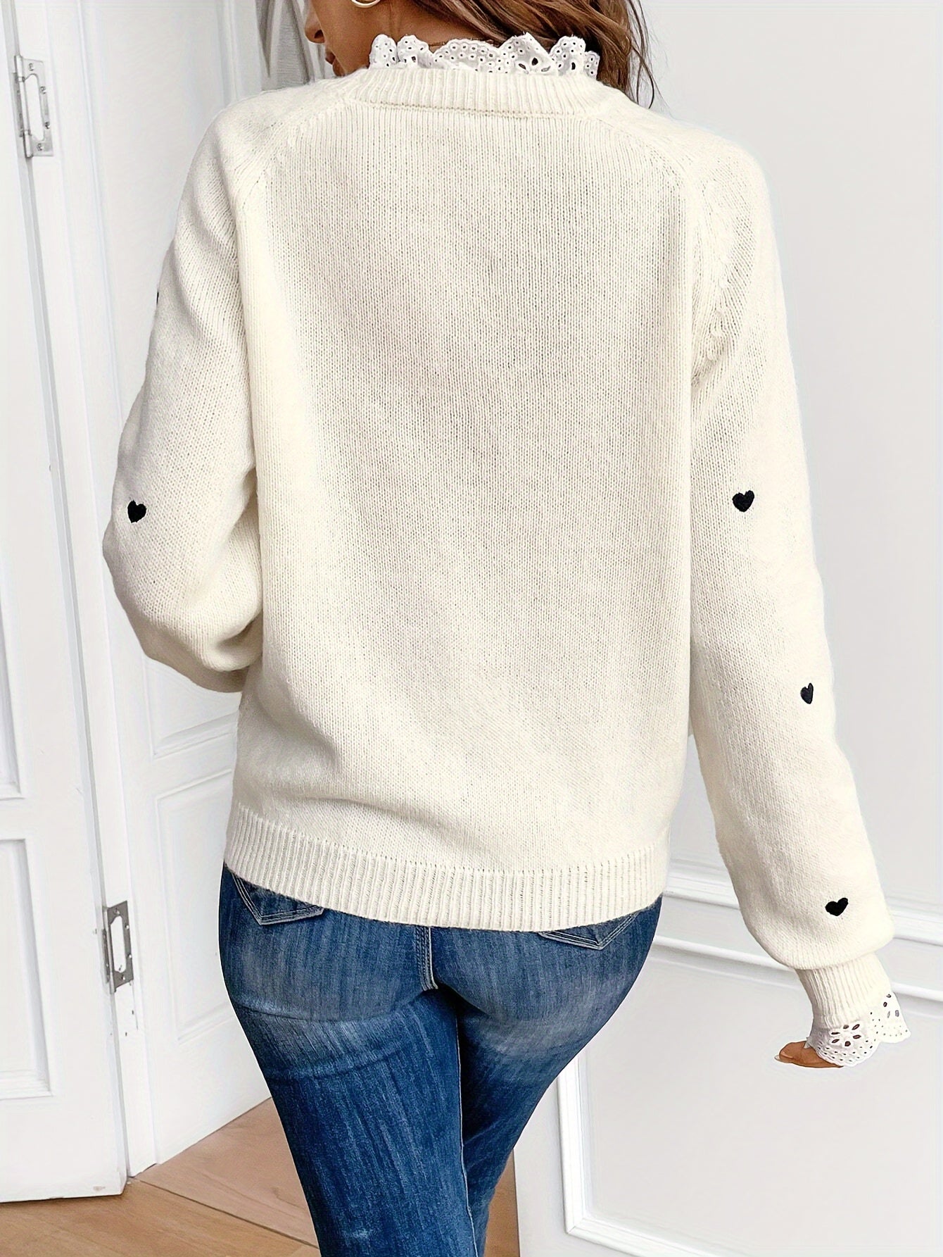 Della I Elegant Heart Sweater