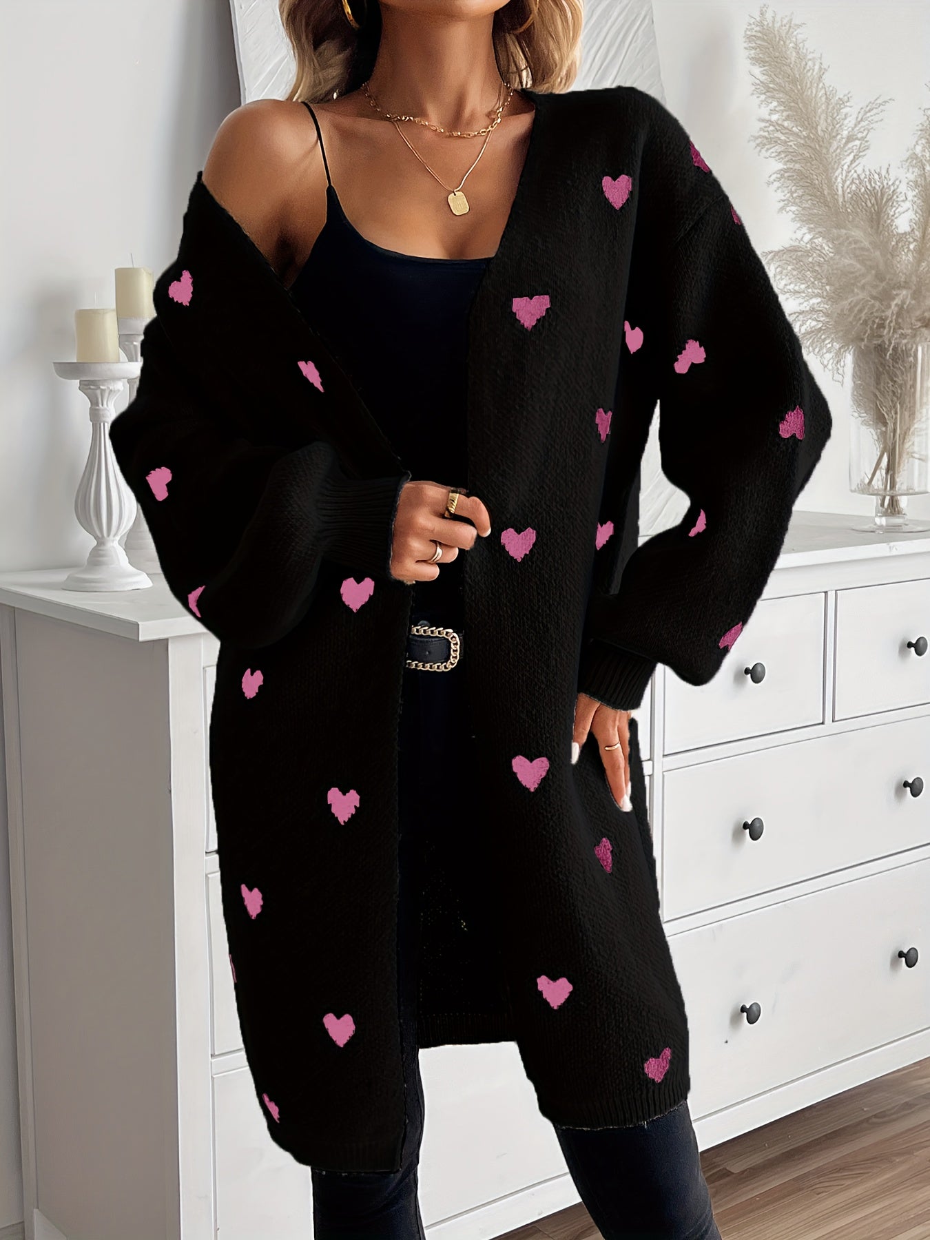 Della I Elegant Heart Pattern Cardigan