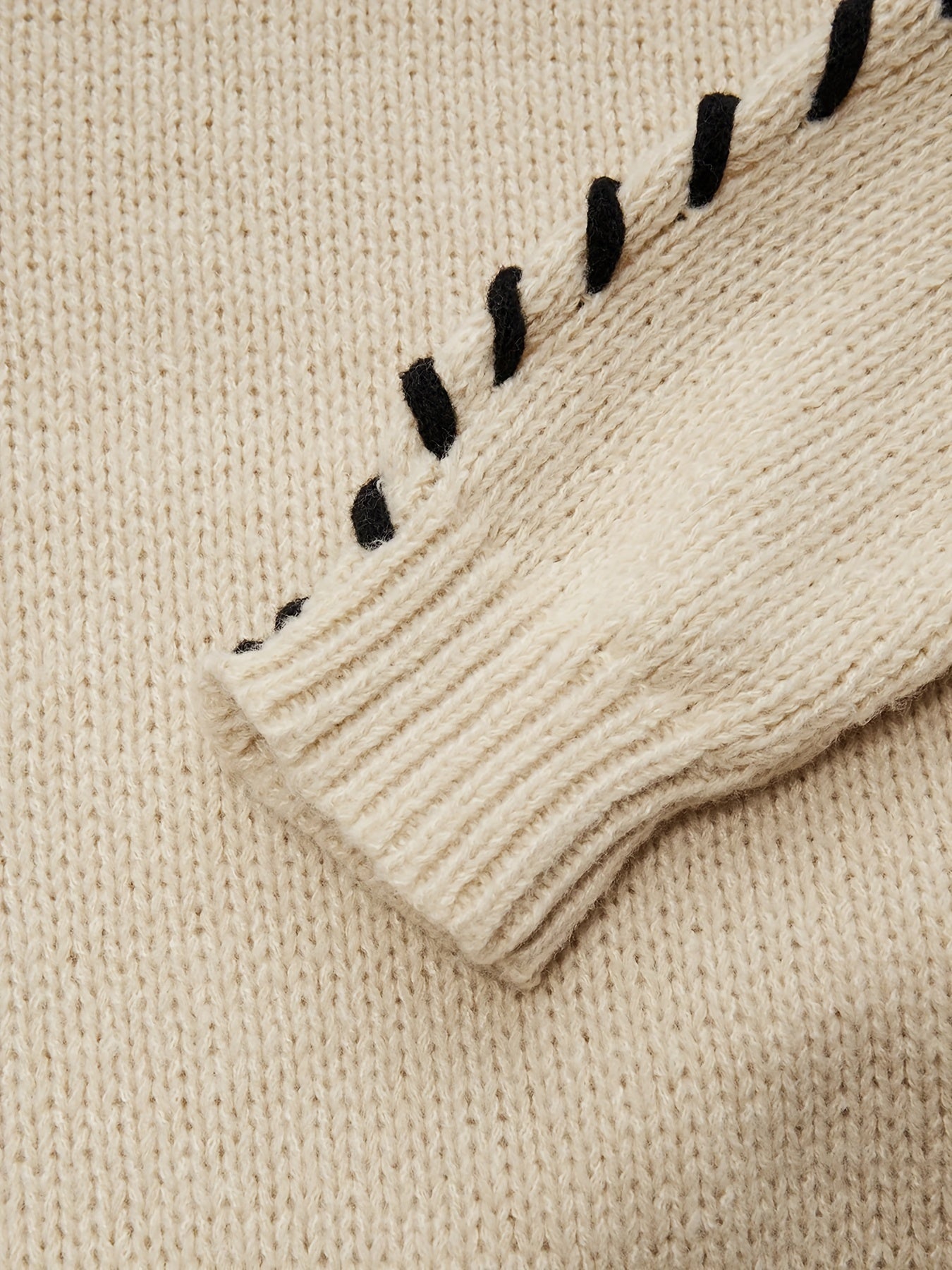 Della I Elegant Knitted Sweater