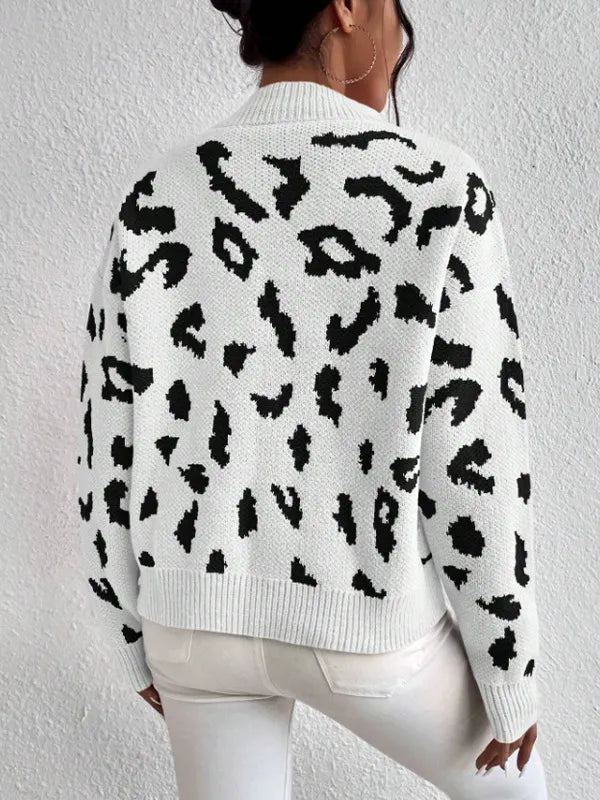 Della I Temperament Leopard Print Sweater
