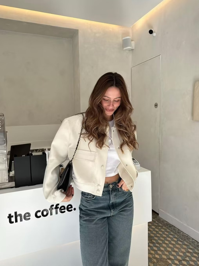Della I Stylish Bomber Jacket