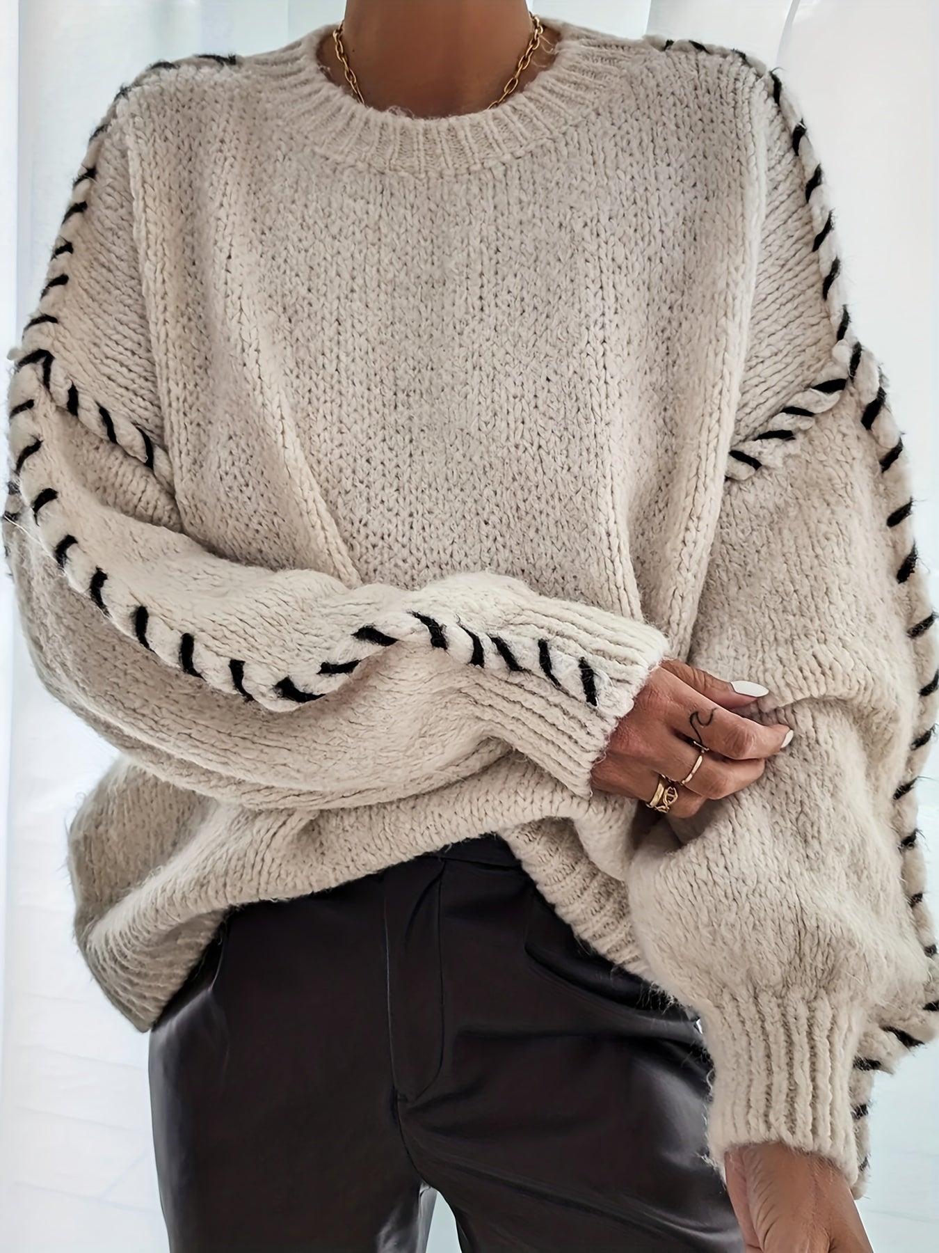 Della I Elegant Knitted Sweater