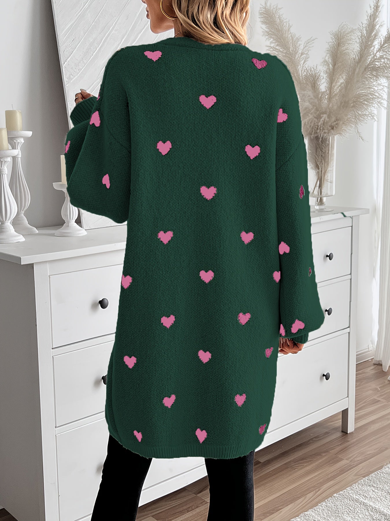 Della I Elegant Heart Pattern Cardigan