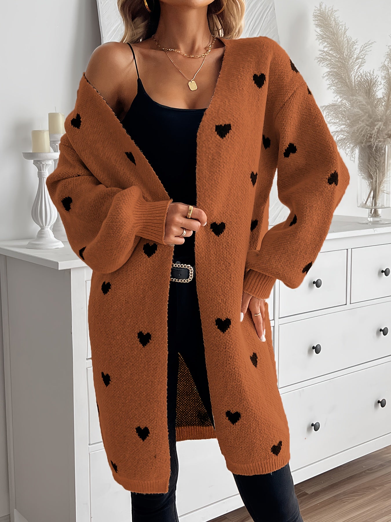 Della I Elegant Heart Pattern Cardigan