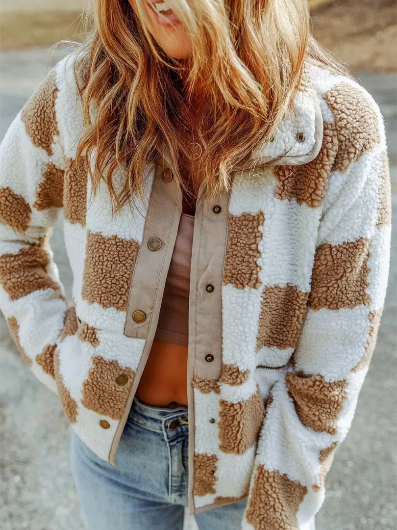 Della I Checkered Fleece Jacket