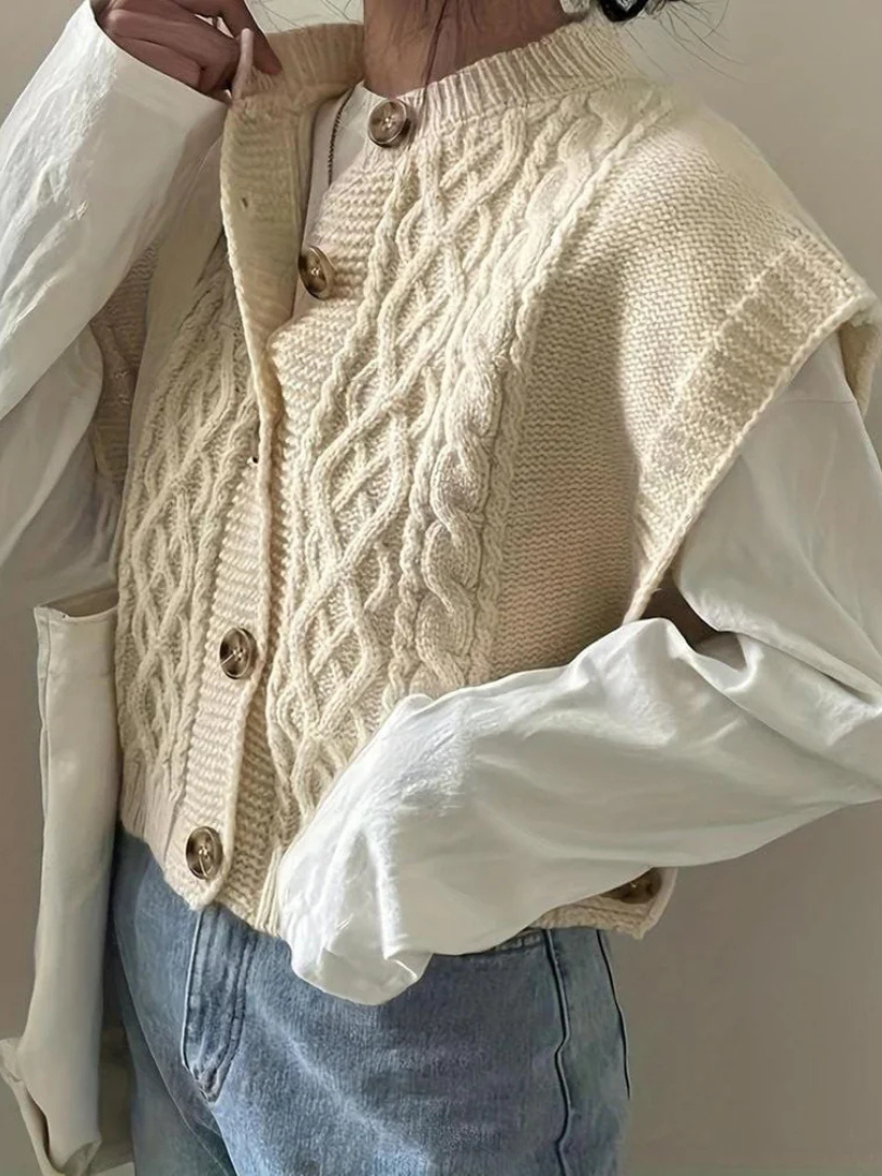 Della I Knitted Sleeveless Cardigan