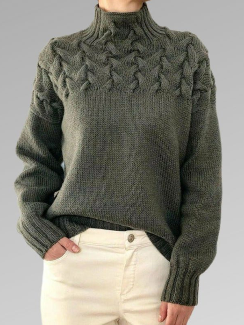 Della I Elegant Turtleneck Sweater
